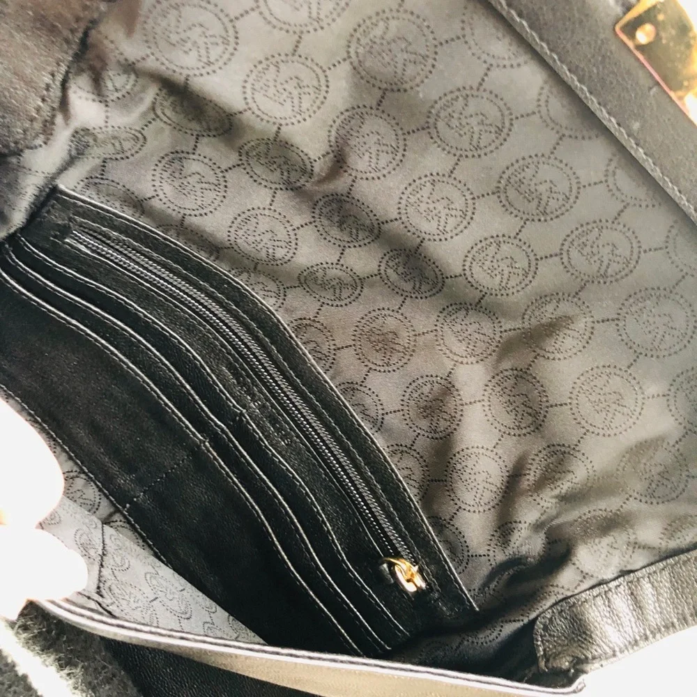 Authentic Michael Kors shoulder bag‎